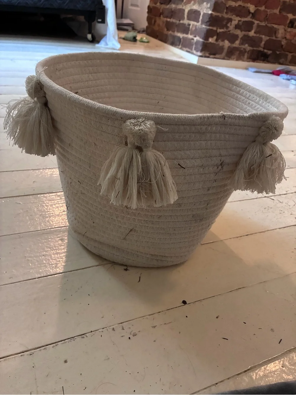 None pom tassel